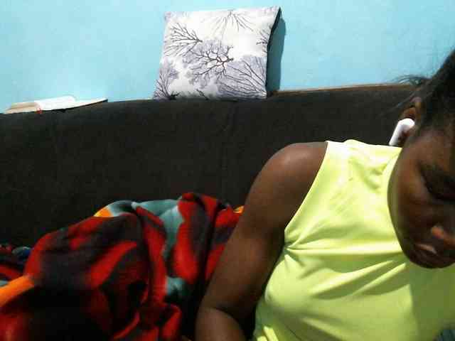 rakisha1 webcam