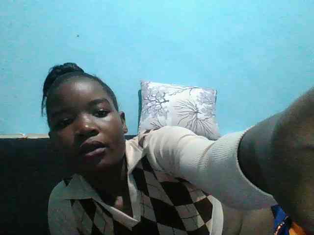 rakisha1 webcam