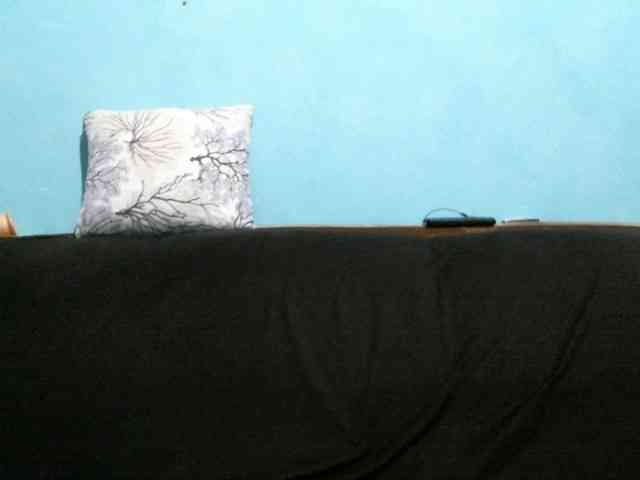rakisha1 webcam