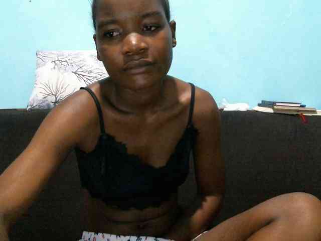 rakisha1 webcam