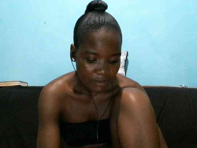 rakisha1 webcam