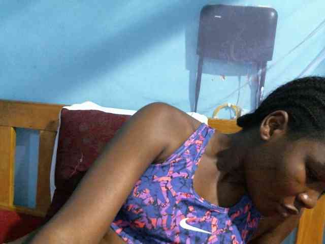 rakisha1 webcam