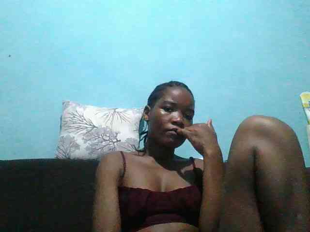 rakisha1 webcam