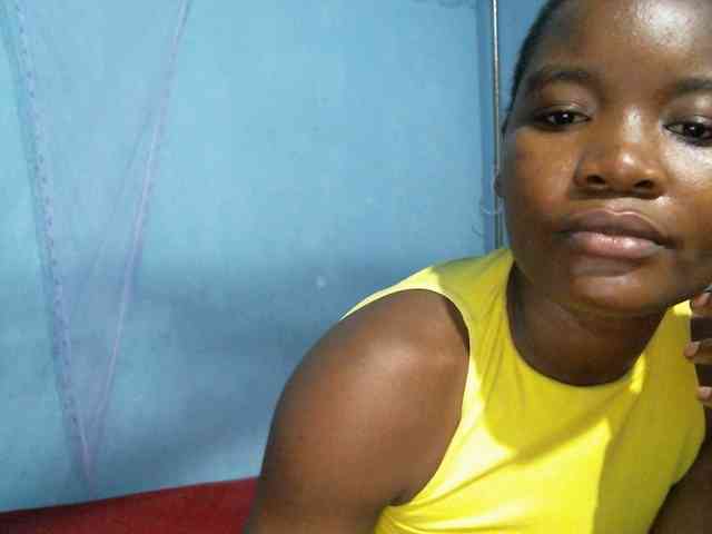 rakisha1 webcam