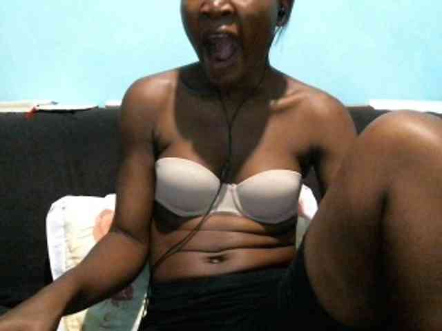 rakisha1 webcam
