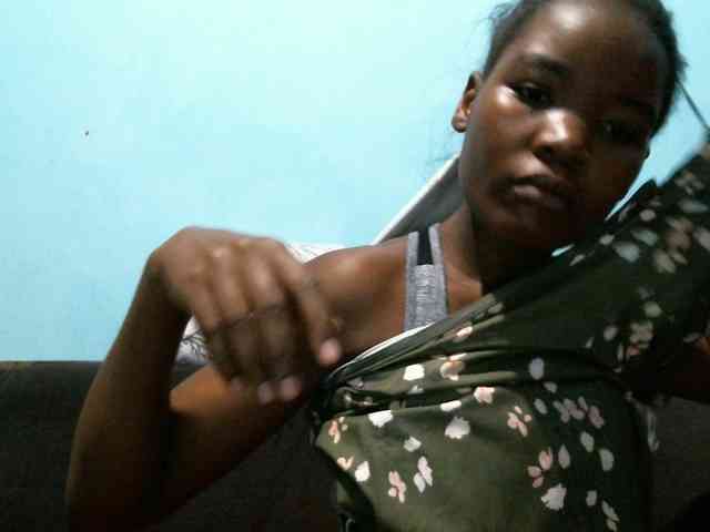 rakisha1 webcam