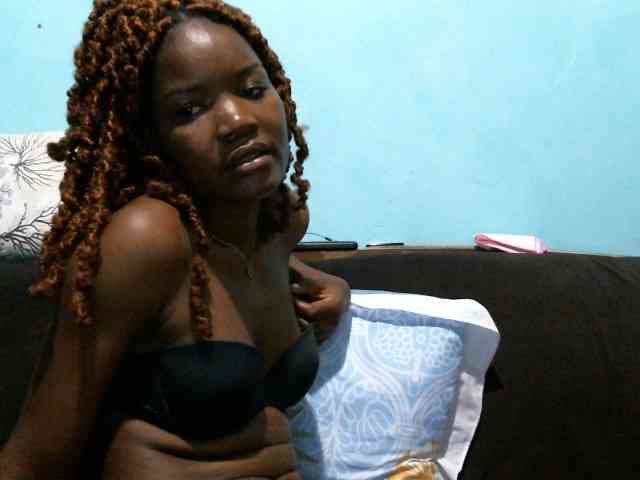 rakisha1 webcam