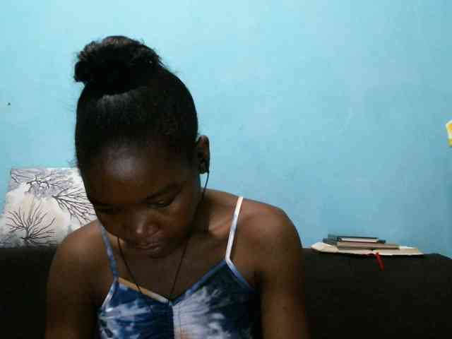 rakisha1 webcam