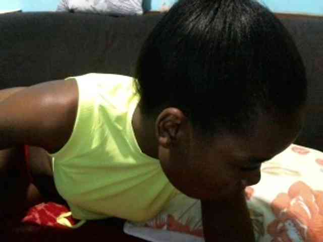 rakisha1 webcam