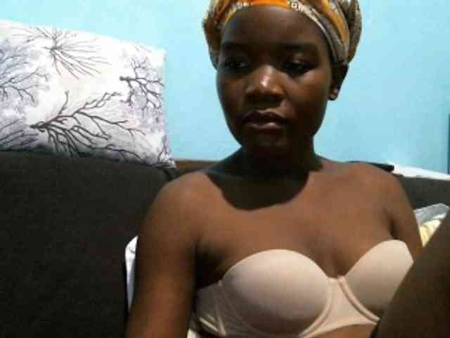 rakisha1 webcam