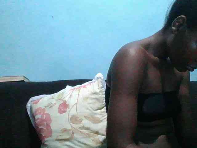 rakisha1 webcam