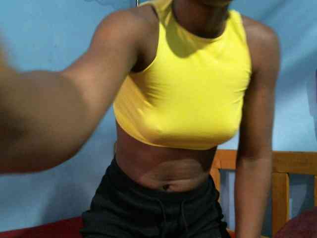 rakisha1 webcam