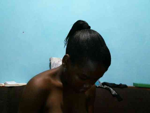 rakisha1 webcam