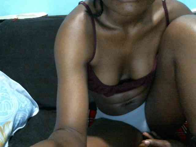 rakisha1 webcam