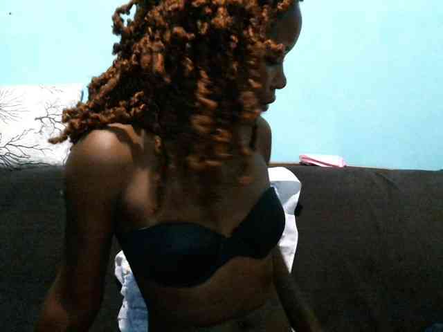 rakisha1 webcam
