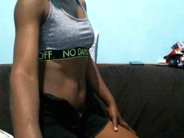 rakisha1 webcam