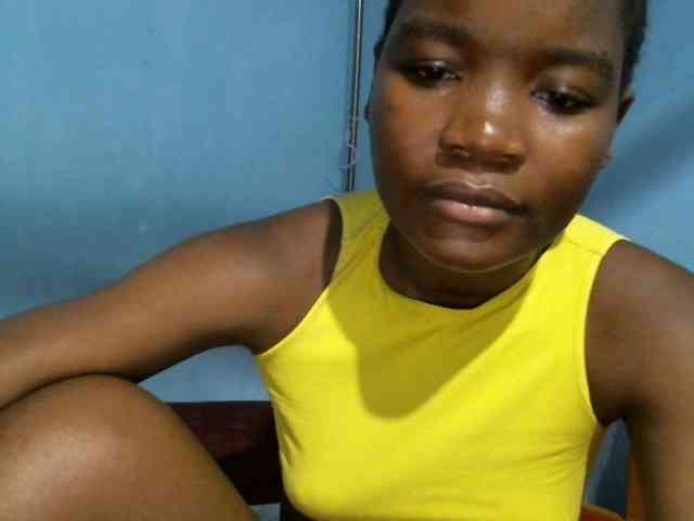 rakisha1 webcam