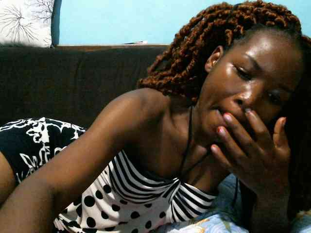 rakisha1 webcam