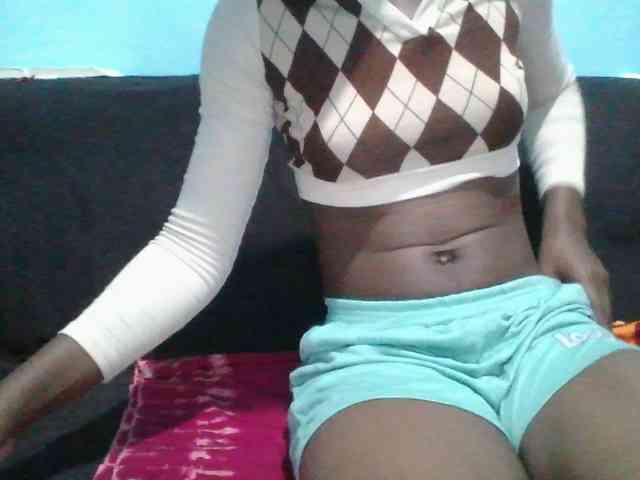 rakisha1 webcam