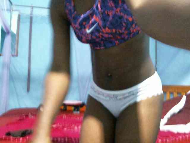 rakisha1 webcam