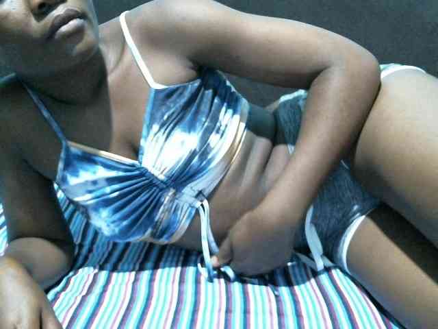 rakisha1 Live Webcam on BongaCams