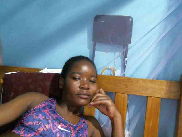 rakisha1 webcam