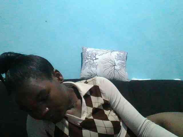 rakisha1 webcam