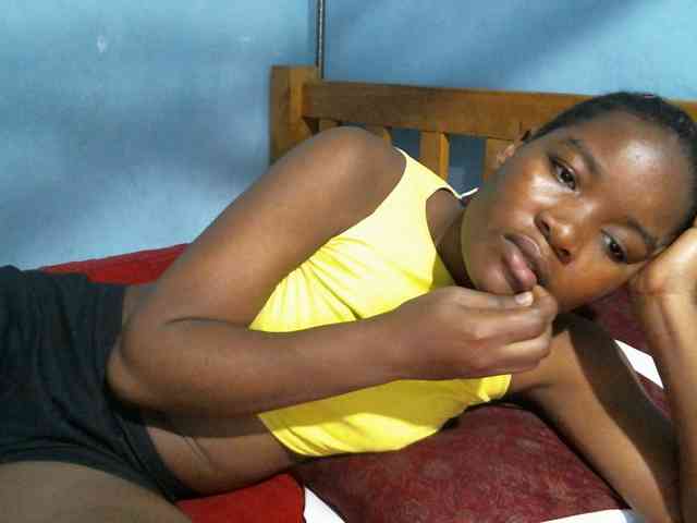 rakisha1 webcam