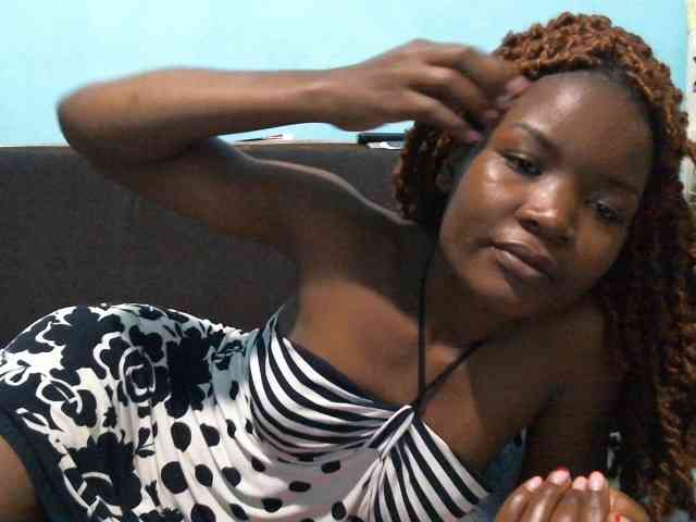 rakisha1 webcam