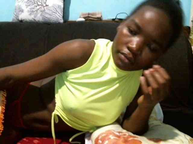 rakisha1 webcam