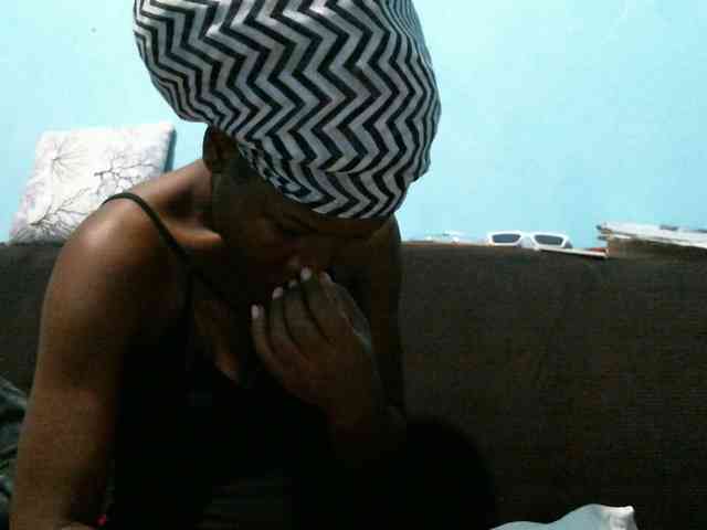 rakisha1 webcam