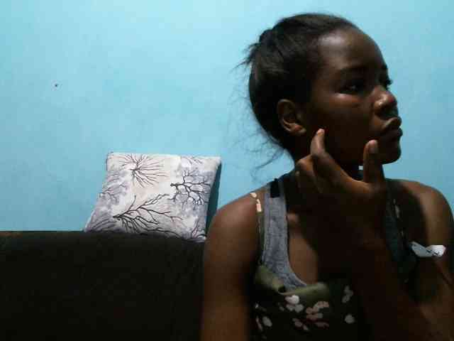 rakisha1 webcam