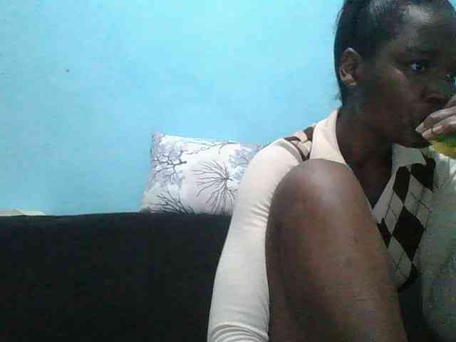 rakisha1 webcam