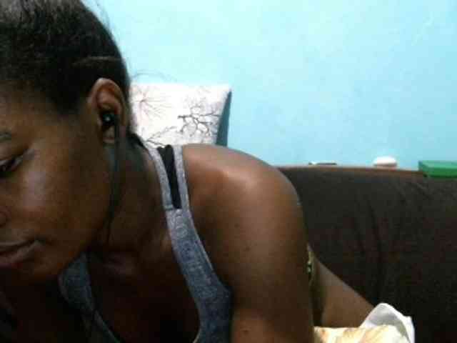 rakisha1 webcam
