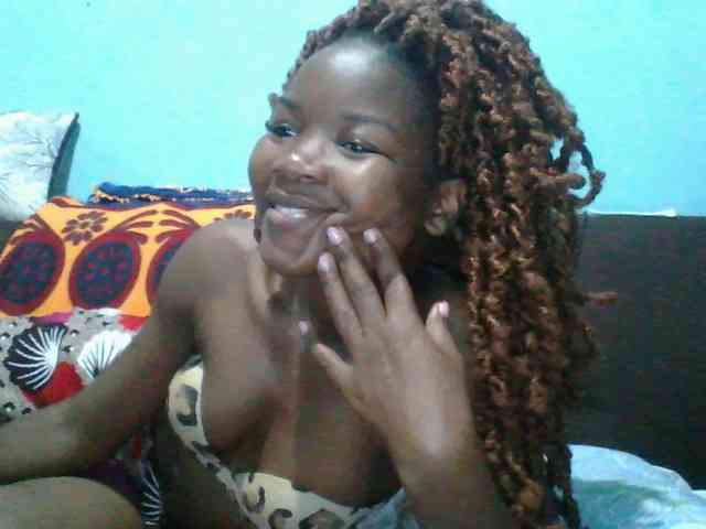 rakisha1 webcam