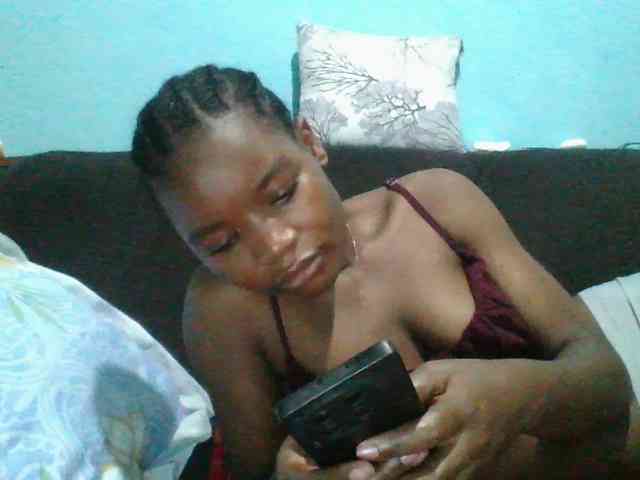 rakisha1 webcam