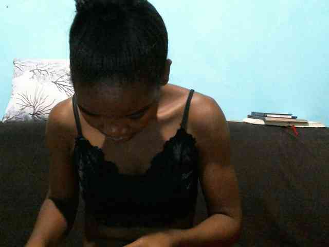rakisha1 webcam