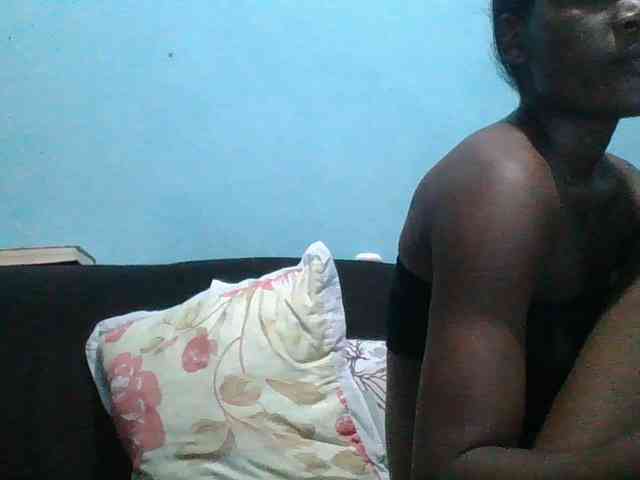 rakisha1 webcam