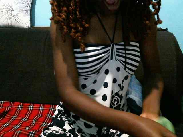 rakisha1 webcam