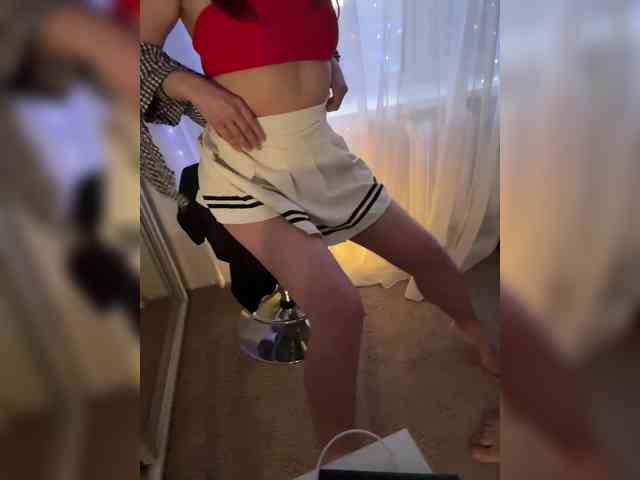 BumbleCrazzzy webcam