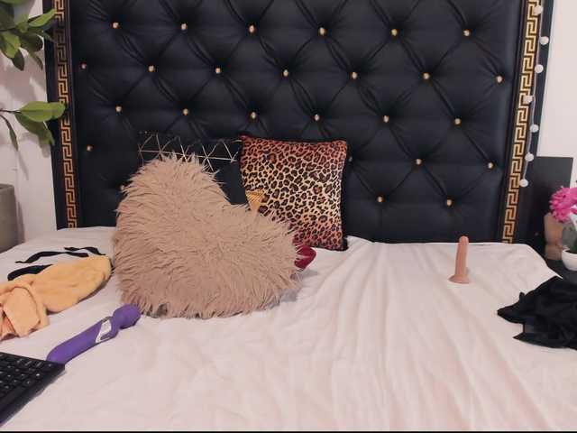 PreciousAilly's BongaCams show and profile