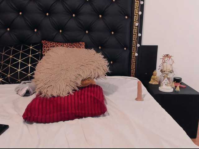 PreciousAilly's BongaCams show and profile