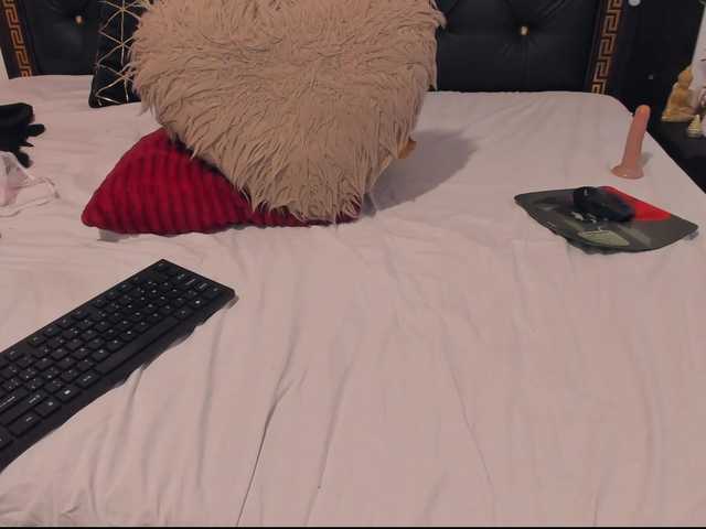 PreciousAilly's BongaCams show and profile