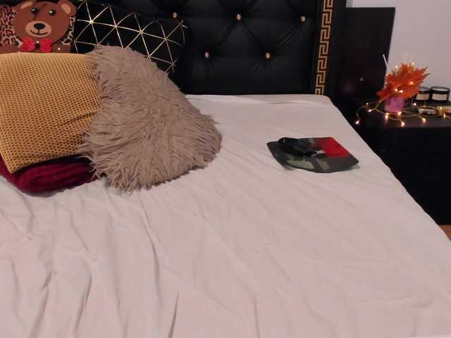 PreciousAilly webcam