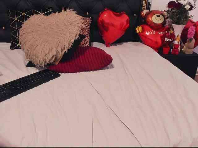 PreciousAilly webcam