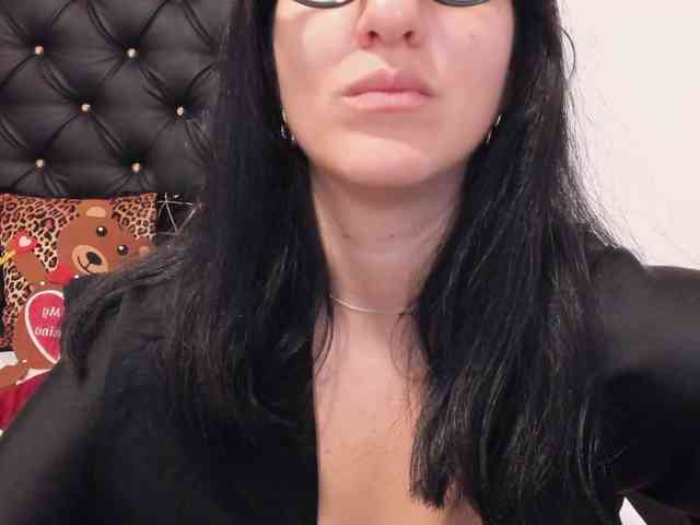 PreciousAilly webcam