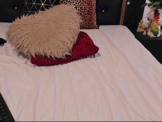 PreciousAilly webcam