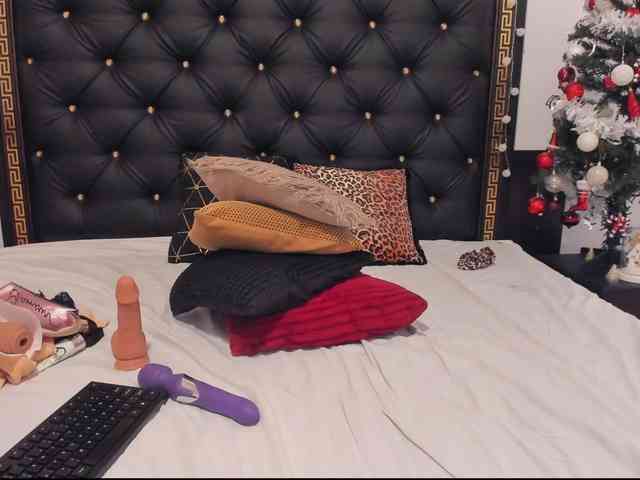 PreciousAilly webcam