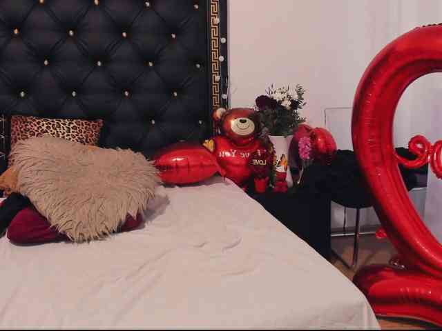 PreciousAilly webcam