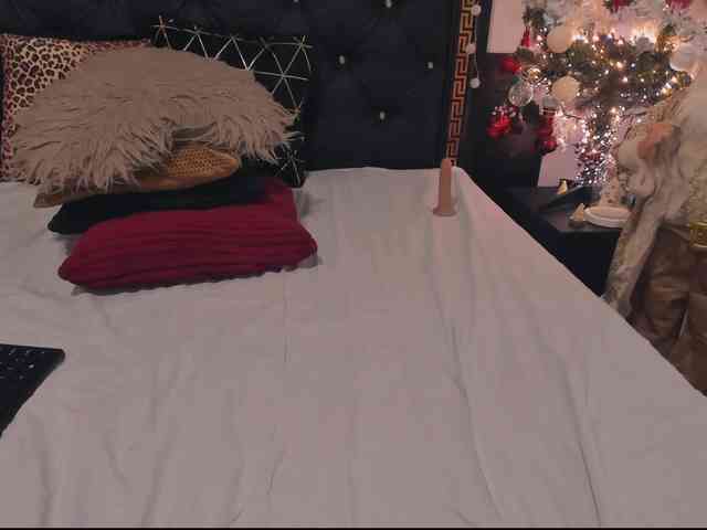 PreciousAilly webcam